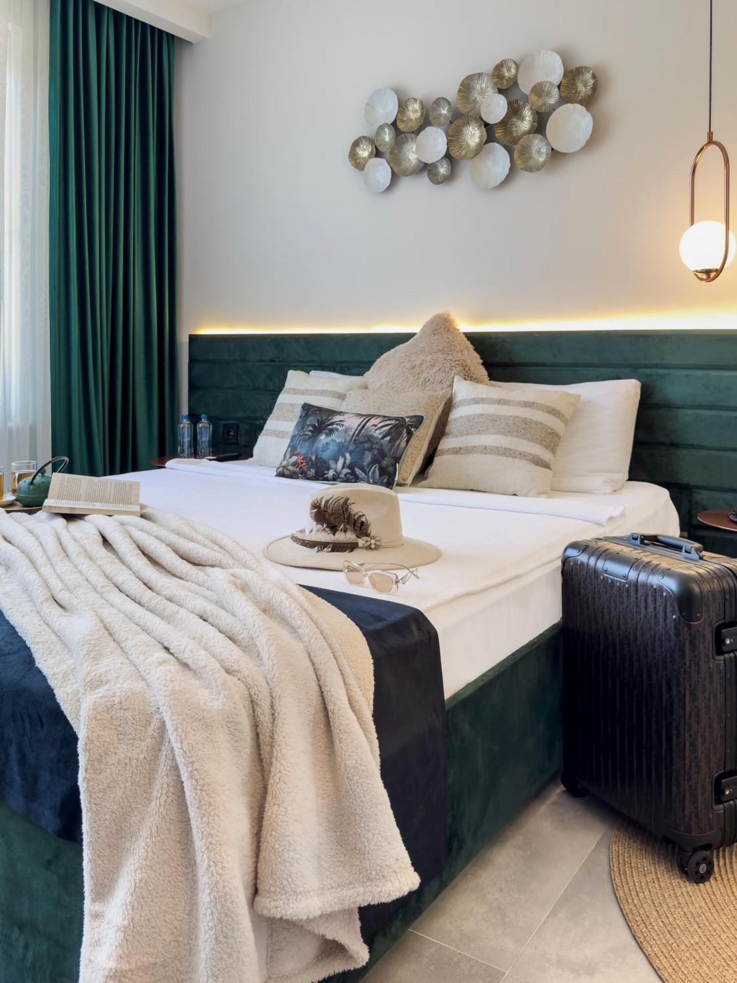 The One Living Otel *